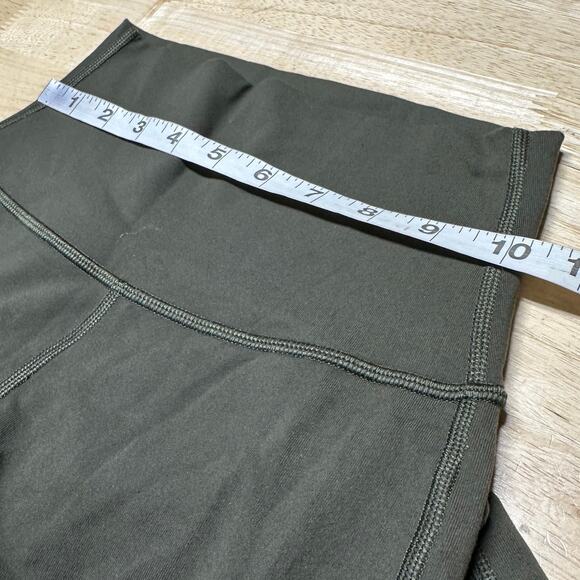 Lululemon Wunder Under Pant Tech Mesh 28" Dark Olive Women's Size 2 EUC - Picture 7 of 9